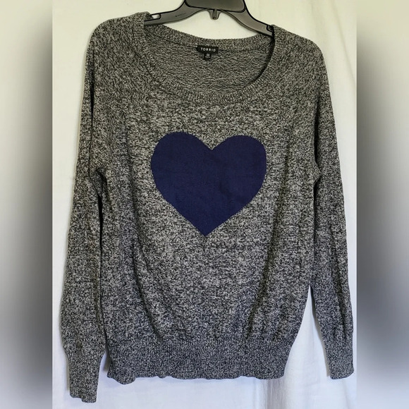 Torrid Heart Raglan Long‎ Sleeve Crewneck Gray Sweater, Size 00 (Med 10) - Picture 1 of 7